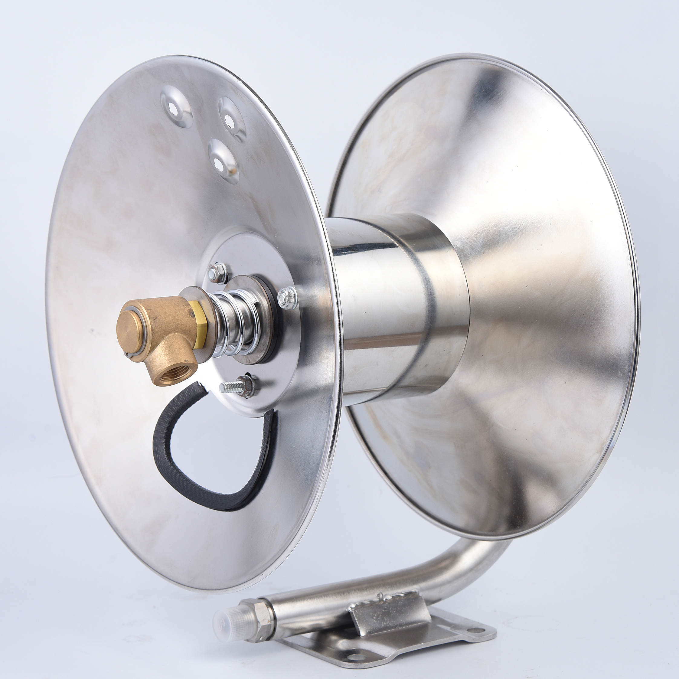 Gulungan selang engkol tangan stainless steel tekanan tinggi untuk mencuci mobil